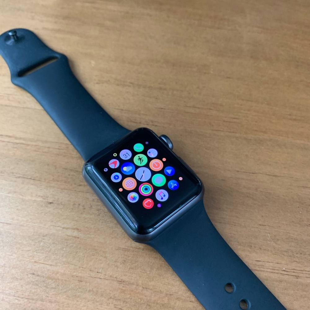 Apple Watch Series 3....